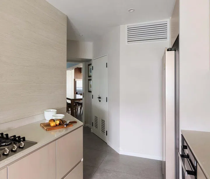 Instead of trying to conceal the odd angles, Shermaine decided to turn them into highlights of the home.
