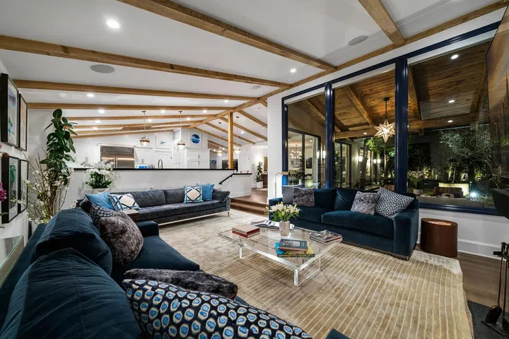 Glass walls throughout.