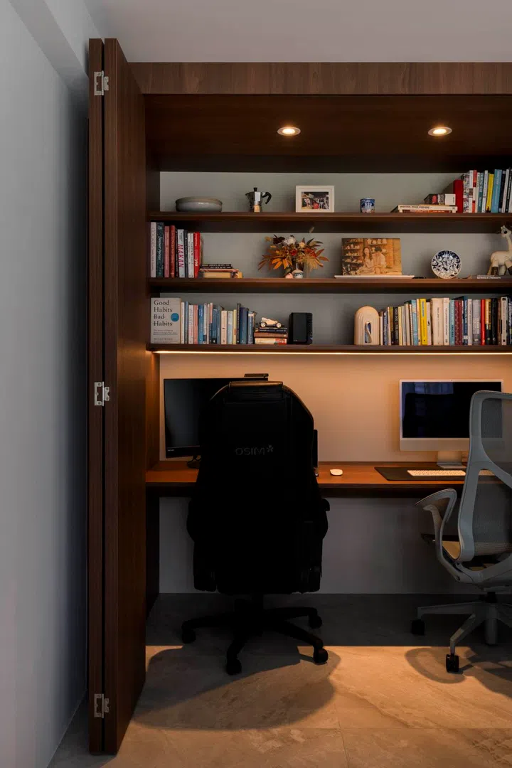 The study nook doubles as a shared workspace, compact yet efficient.