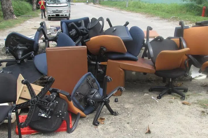 A moving services director was fined $9,000 last Thursday for illegally dumping furniture in Jalan Terusan, the National Environment Agency (NEA) said on Nov 12, 2019.