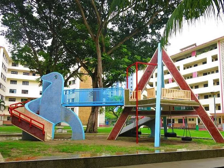 Dove Playground at Dakota Crescent