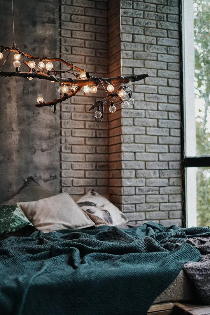 Keep HDB and Buy Condo? Here Are 5 Factors To First Consider (Photo Pexels Olena Bohovyk)