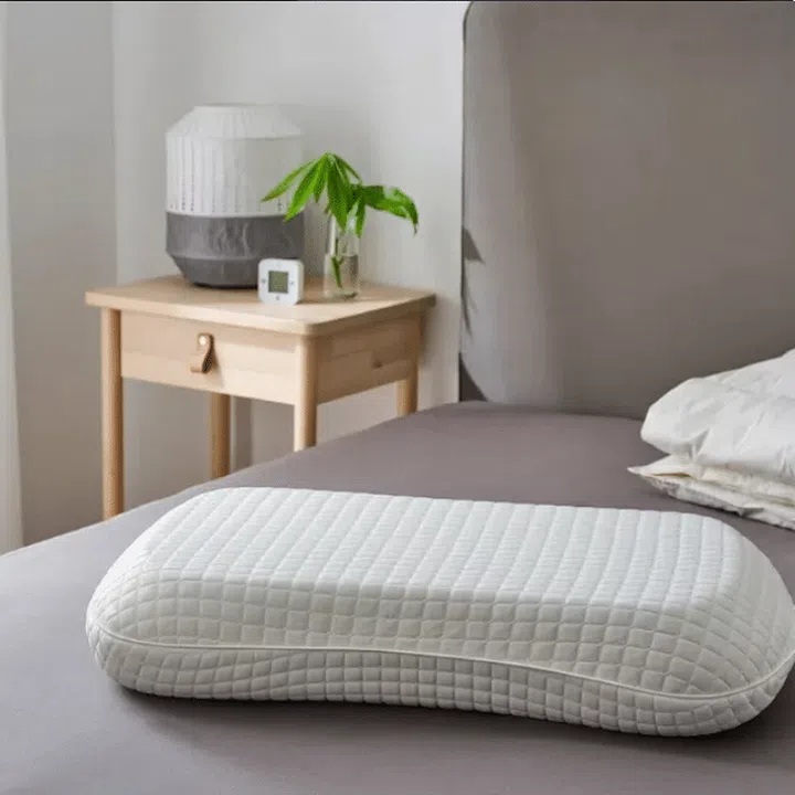 IKEA KLUBBSPORRE Ergonomic Pillow