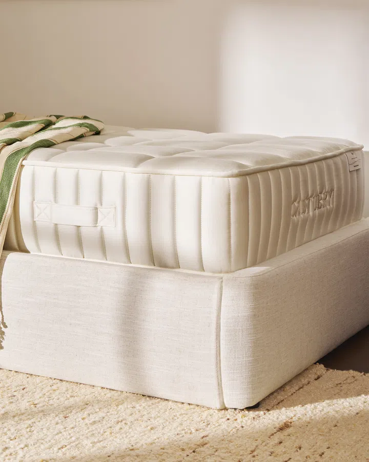 Castlery Ayrie single mattress with Dalton single storage bed frame.