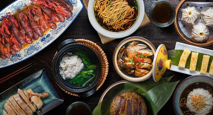 Indulge in the delicious spread from Nanjing Impressions (#04-46/51). PHOTO: NANJING IMPRESSIONS