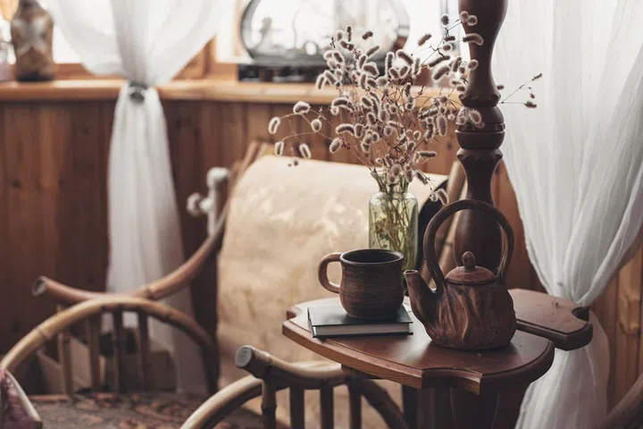 Colour of the Month April 2022: Nippon Paint Vintage Vase