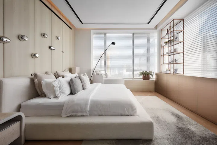 The bay windows in the master bedroom have been meaningfully incorporated into the design without compromising on the views out. 
