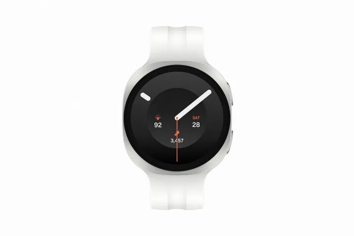 Samsung Galaxy Watch 9 in Cream, 40mm.