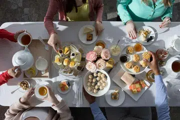 61529-tea_things_opener