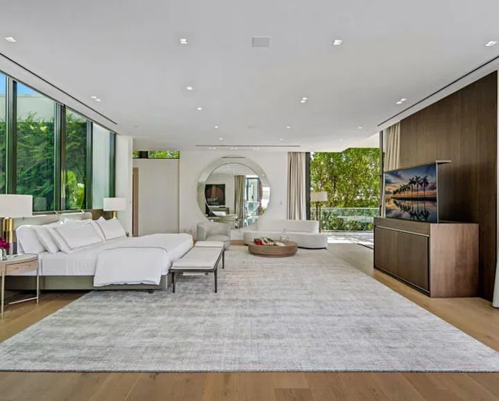 House Tour: Lil Wayne's Miami Beach Home is Worth US$29.5 Million