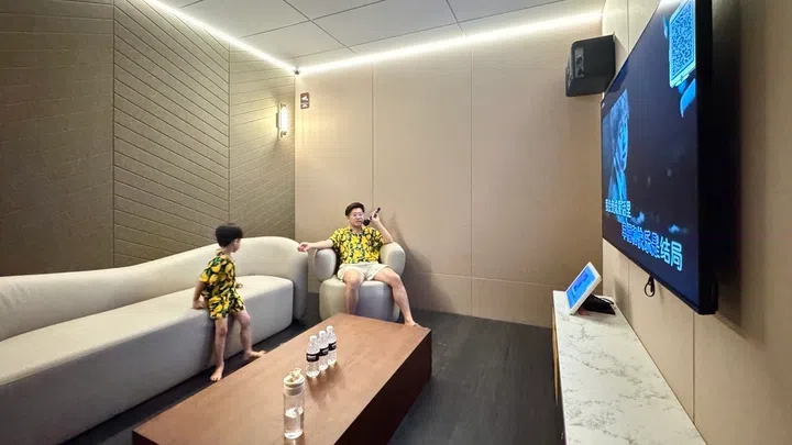 Coliwoo Resort Changi offers 3 private karaoke rooms for guest bookings, fully fitted for a cozy and secure jam session.