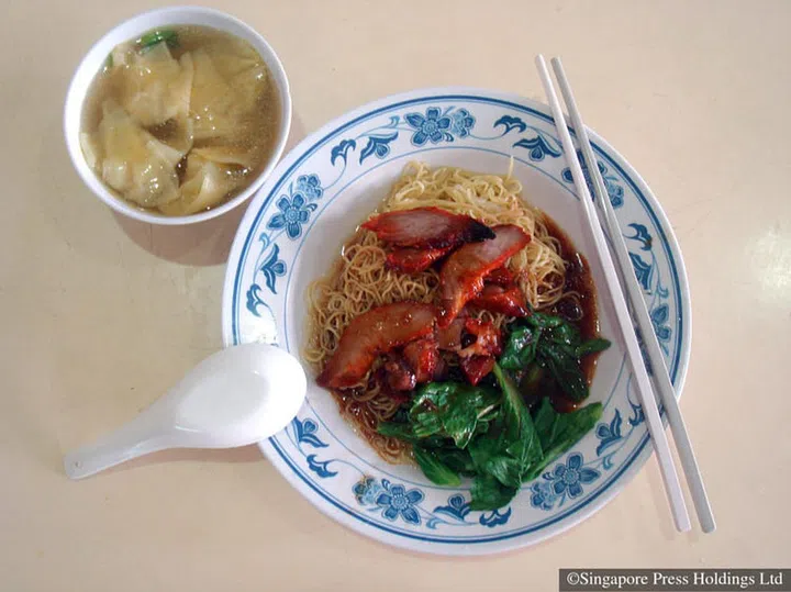 $2 wanton noodles is available at Boon Siu Kee at #01-31, Amoy Street Food Centre.                      