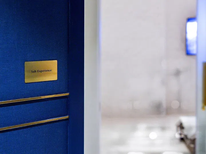Pablo Blau的明星疗程是获奖无数的Signature Salt Room Customised Facial。