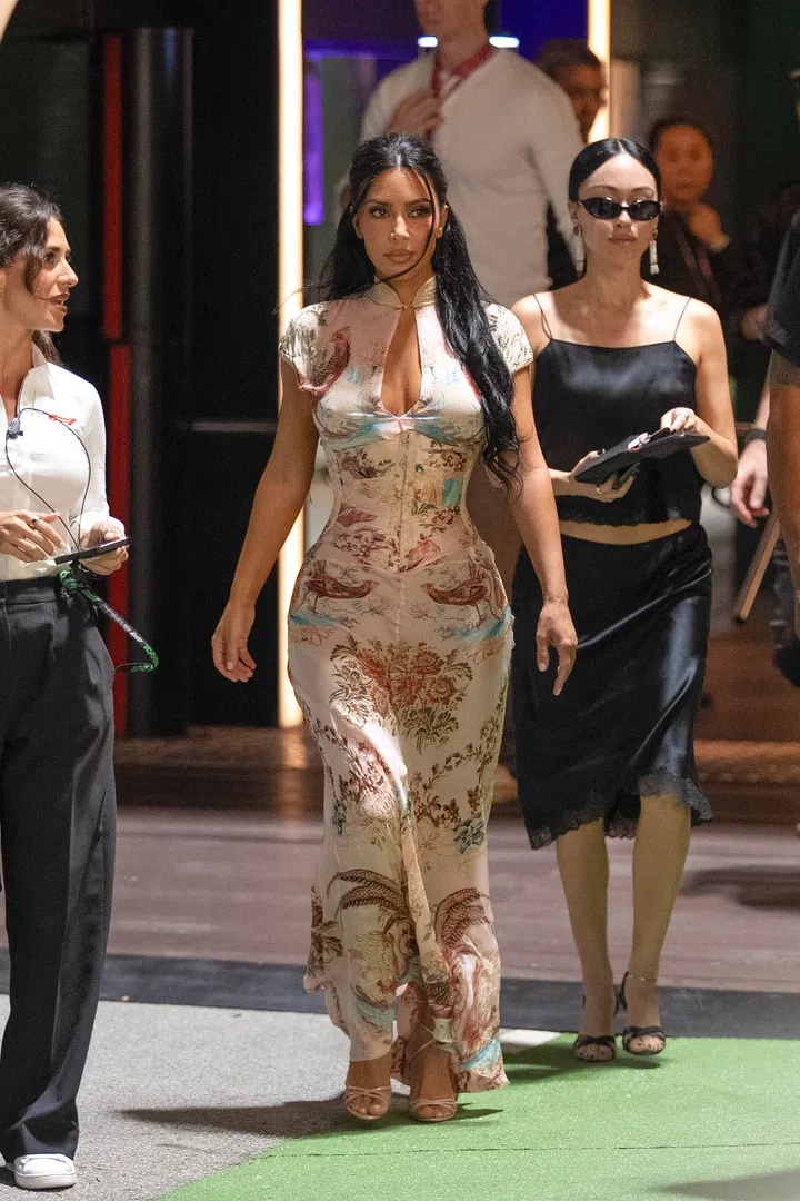 Kim Kardashian is seen at the Singapore Grand Prix at the Marina Bay Street Circuit in Singapore, where she supports her boyfriend, Ferrari driver Lewis Hamilton.

Pictured: kim kardashian
Ref: BLU_S10358522 111026 NON-EXCLUSIVE
Picture by: Splash / SplashNews.com

Splash News and Pictures
USA: 310-525-5808 
UK: 020 8126 1009
eamteam@shutterstock.com

World Rights