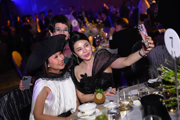 icon ball, icon ball 2026,friends