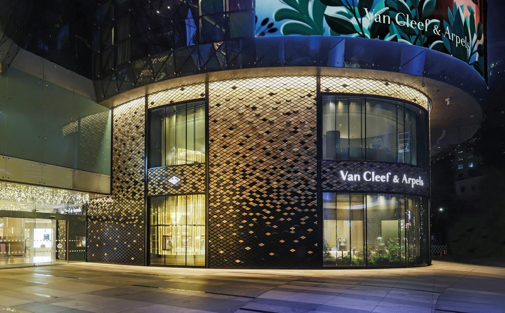 Van Cleef & Arpels, Van Cleef & Arpels ION Orchard boutique, 梵克雅宝, Van Cleef & Arpels Singapore, 梵克雅宝于新加坡开设东南亚首家复式精品店 花园城市中打造诗意绿洲