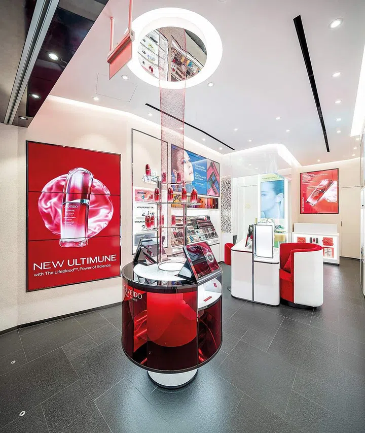 各大美容品牌包括Shiseido都已在店内设置虚拟时试妆服务