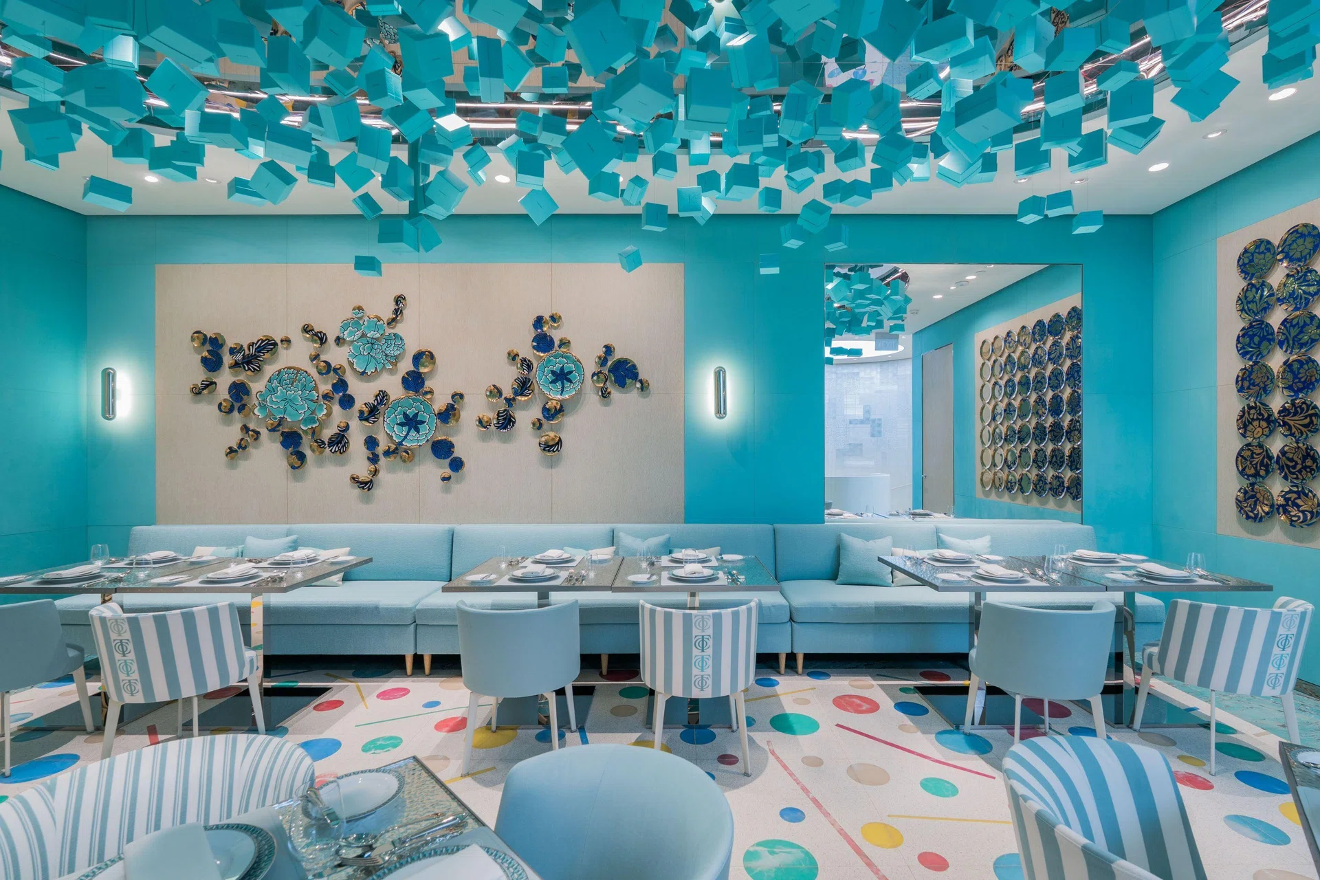 Singapore Cafe, fashion, jewellery, food, coffee, Tiffany Blue Box Cafe, Tiffany & Co.
