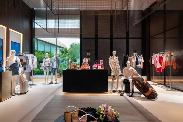 Louis Vuitton Resort 2026 Collection, Aman Singapore Gallery
