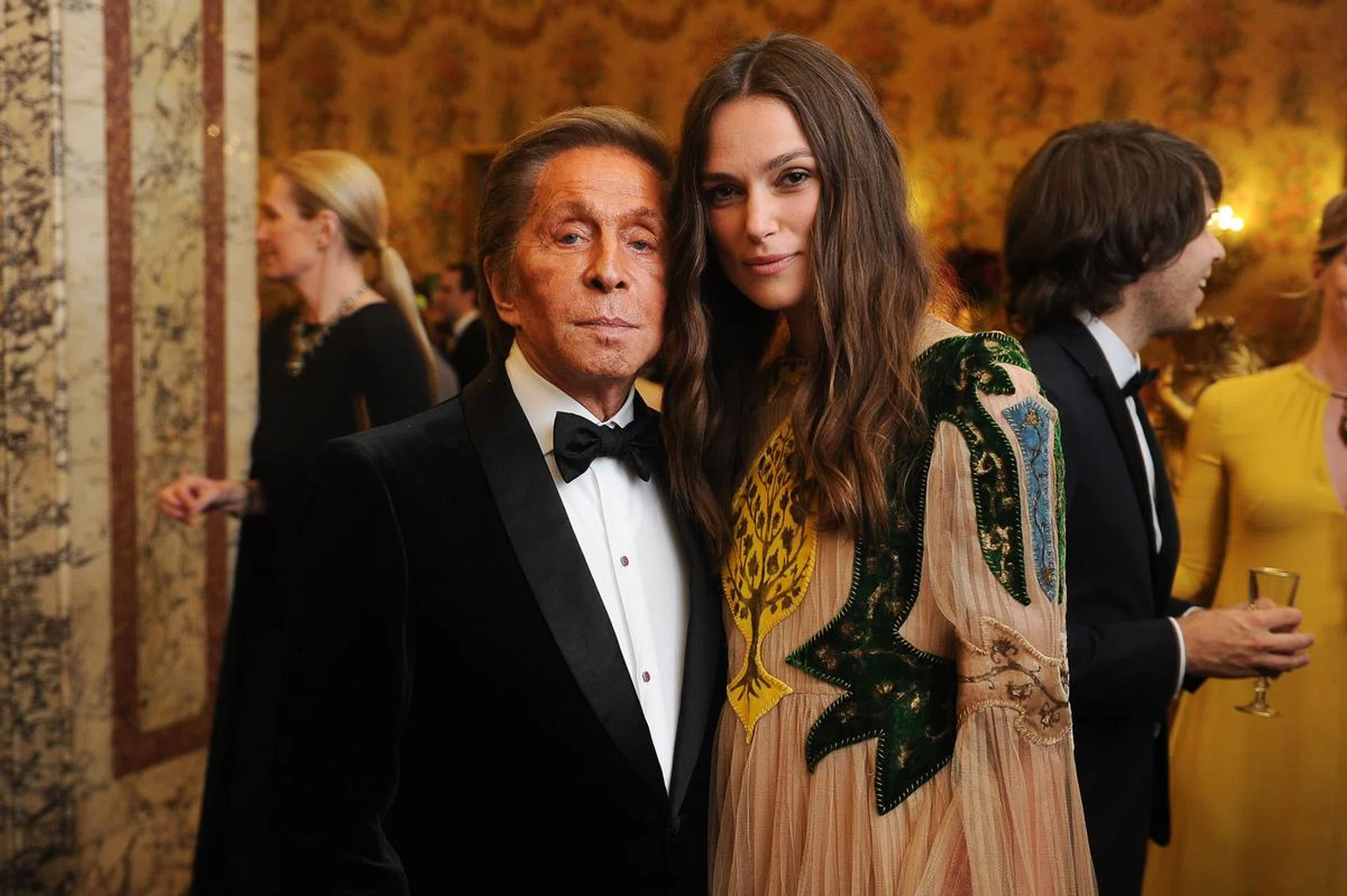 valentino garavani;keira knightley