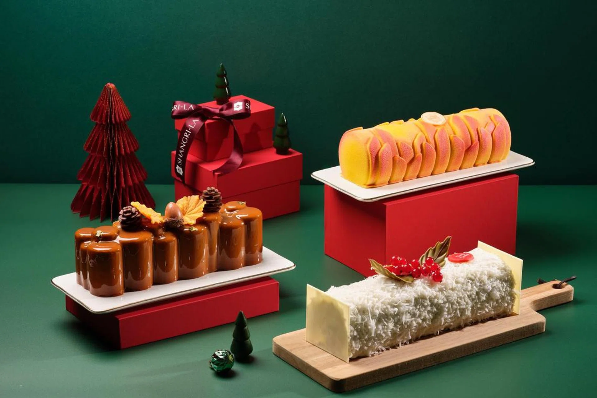 Logcakes, Christmas, Christmas treats, Christmas sweet treats, Christmas cakes, cakes, desserts