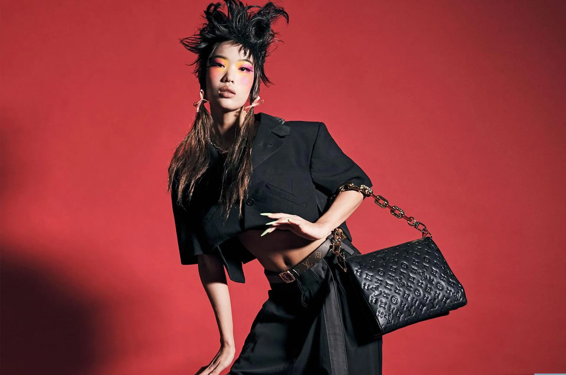 Fashion, Fashion Spread, Burberry, Chanel, Louis Vuitton,Versace, Loro Piana, Celine, Prada, Miu Miu,Dior, Fendi,Gucci,Givenchy,Valentino