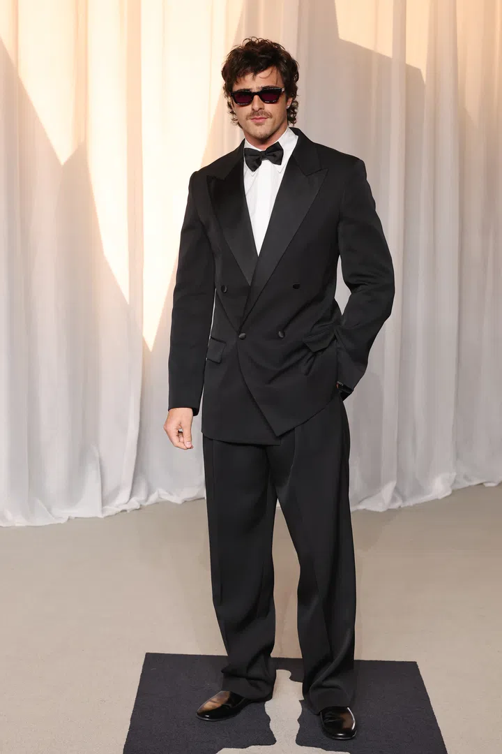LOS ANGELES, CALIFORNIA - OCTOBER 17: Jacob Elordi attends the 6th Annual Academy Museum Gala at Academy Museum of Motion Pictures on October 17, 2026 in Los Angeles, California. (Photo by Amy Sussman/Getty Images)