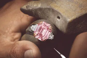 Harry Winston, Winston Pink Legacy Ring, Winston Pink Legacy, Pink diamond ring, diamong ring, pink diamond, diamond, Mr Harry Winston