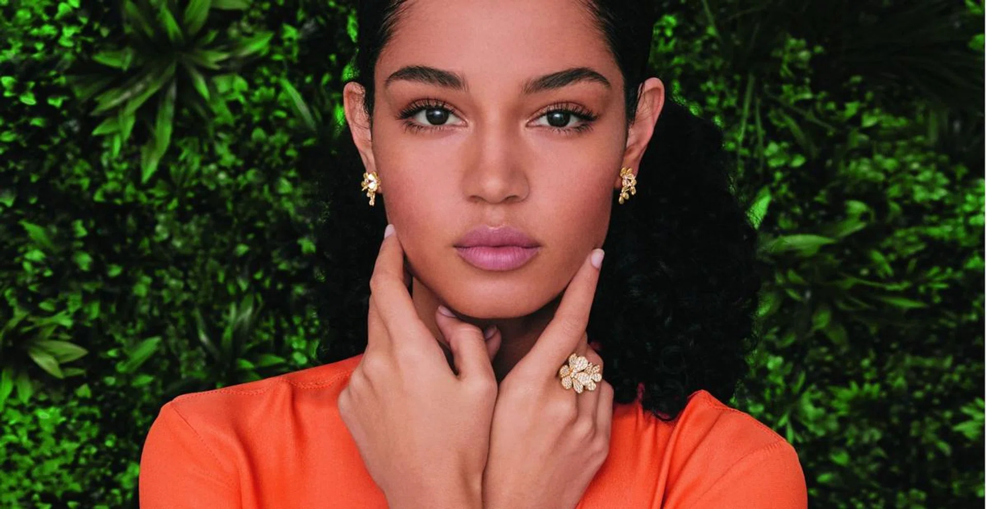 Van Cleef & Arpels, Van Cleef Arpels, Frivole, Frivole collection, flowers, spring, floral jewellery, jewellery