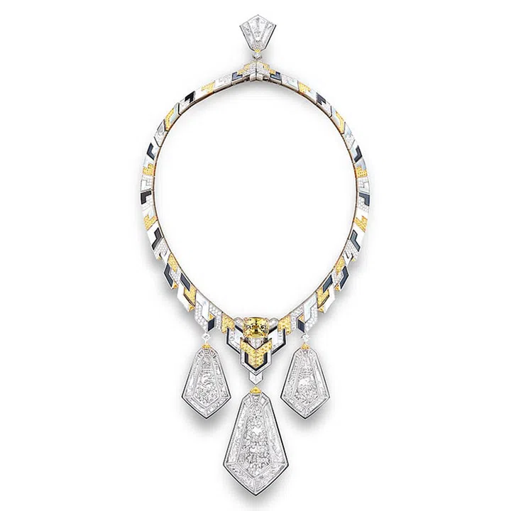 ho%ef%80%a5tel-particulier-necklace