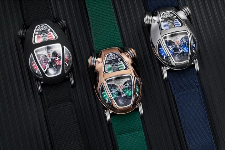 Bvlgari x MB&F Serpenti腕表。