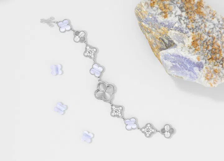 Chinese New Year, Chinese New Year Jewellery, Good luck charm, Van Cleef & Arpels, Alhambra, Van Cleef & Arpels Alhambra