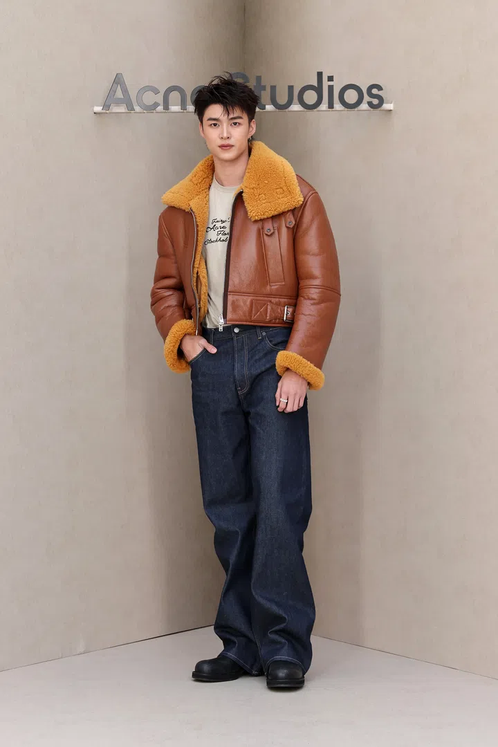 PARIS, FRANCE - OCTOBER 01: Meen Nichakoon attends the Acne Studios Womenswear Spring/Summer 2026 show as part of Paris Fashion Week on October 01, 2025 in Paris, France. (Photo by Victor Boyko/Getty Images for Acne Studios)