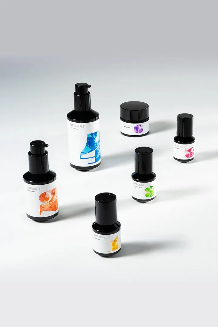 RATIONALE护肤系列以遗传学和多年科研成果为基础，功效卓越。