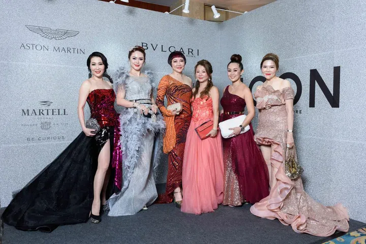 Elaine Lim-Chan, Chermaine Pang, Frances Low, Angela Ng, Serene Chua & Jane Heng