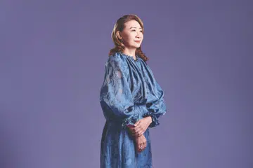 Lyn R Lee, Tiny Rice Grains,Author