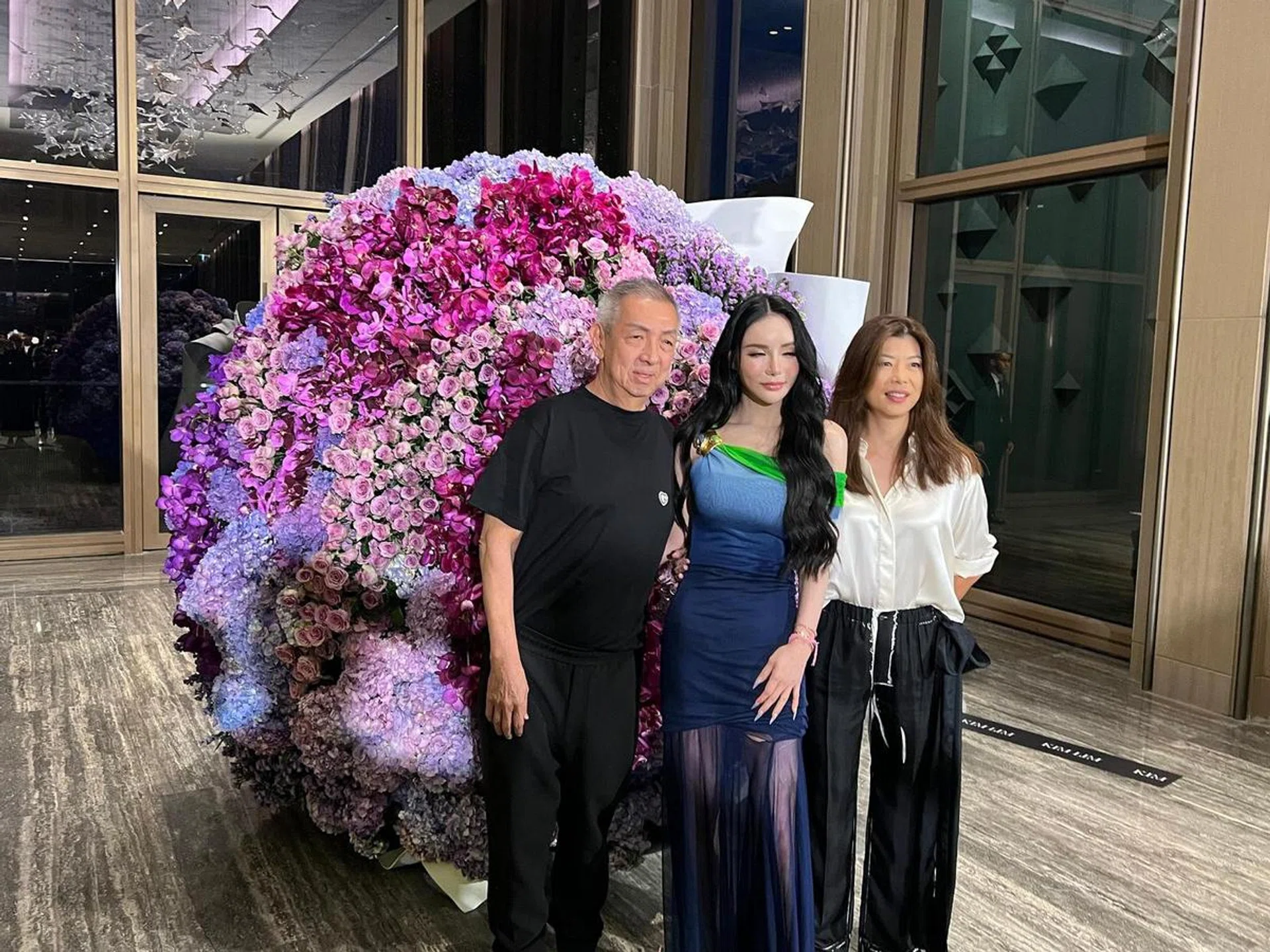 Kim Lim, icon singapore, Peter Lim