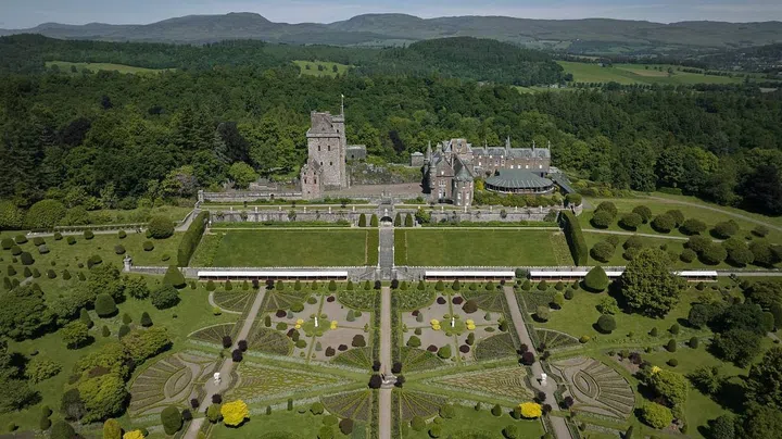 Photo Courtesy of Dior © Adrien Dirand © Drummond Castle