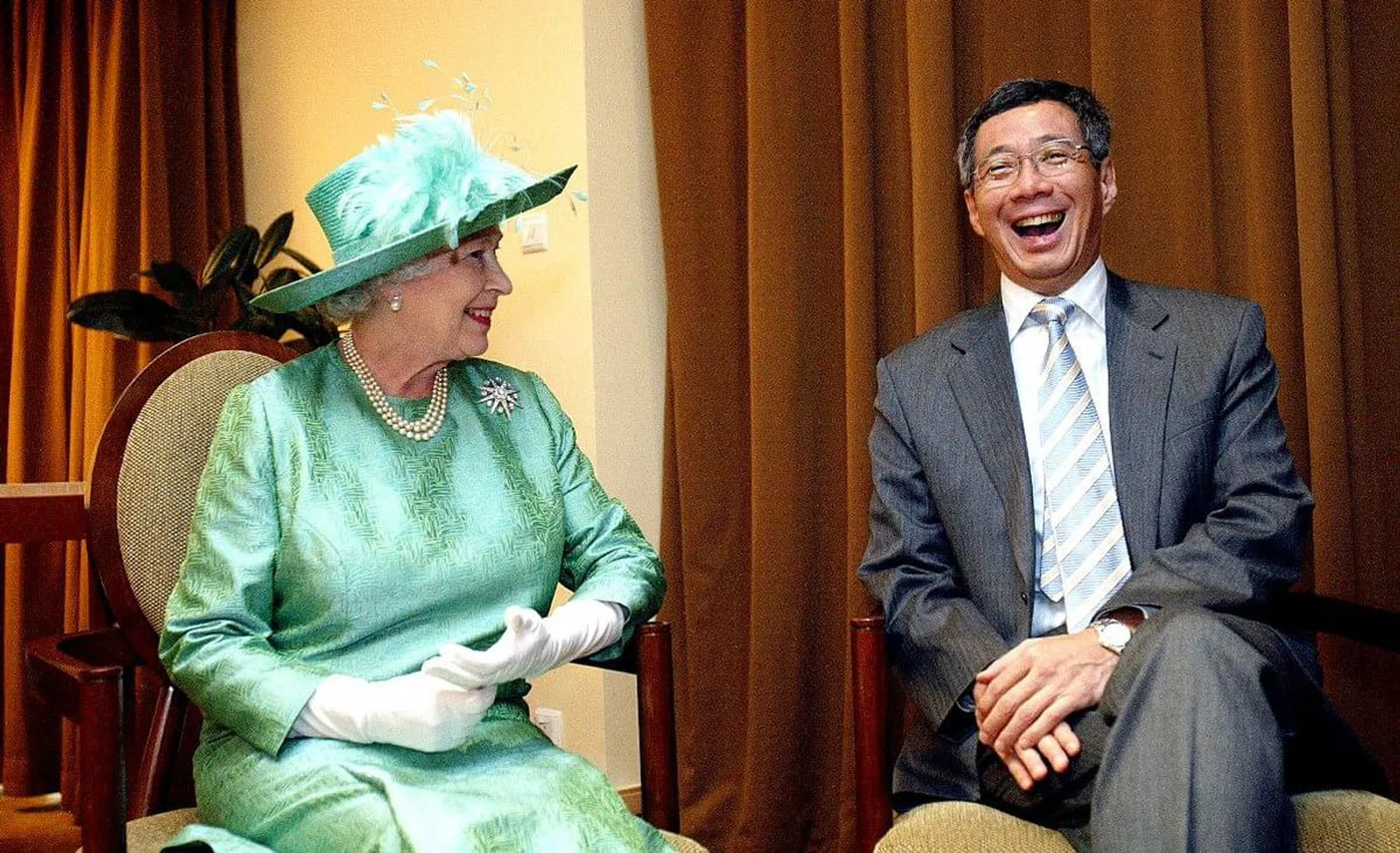 Queen Elizabeth II age death mourning moments in Singapore