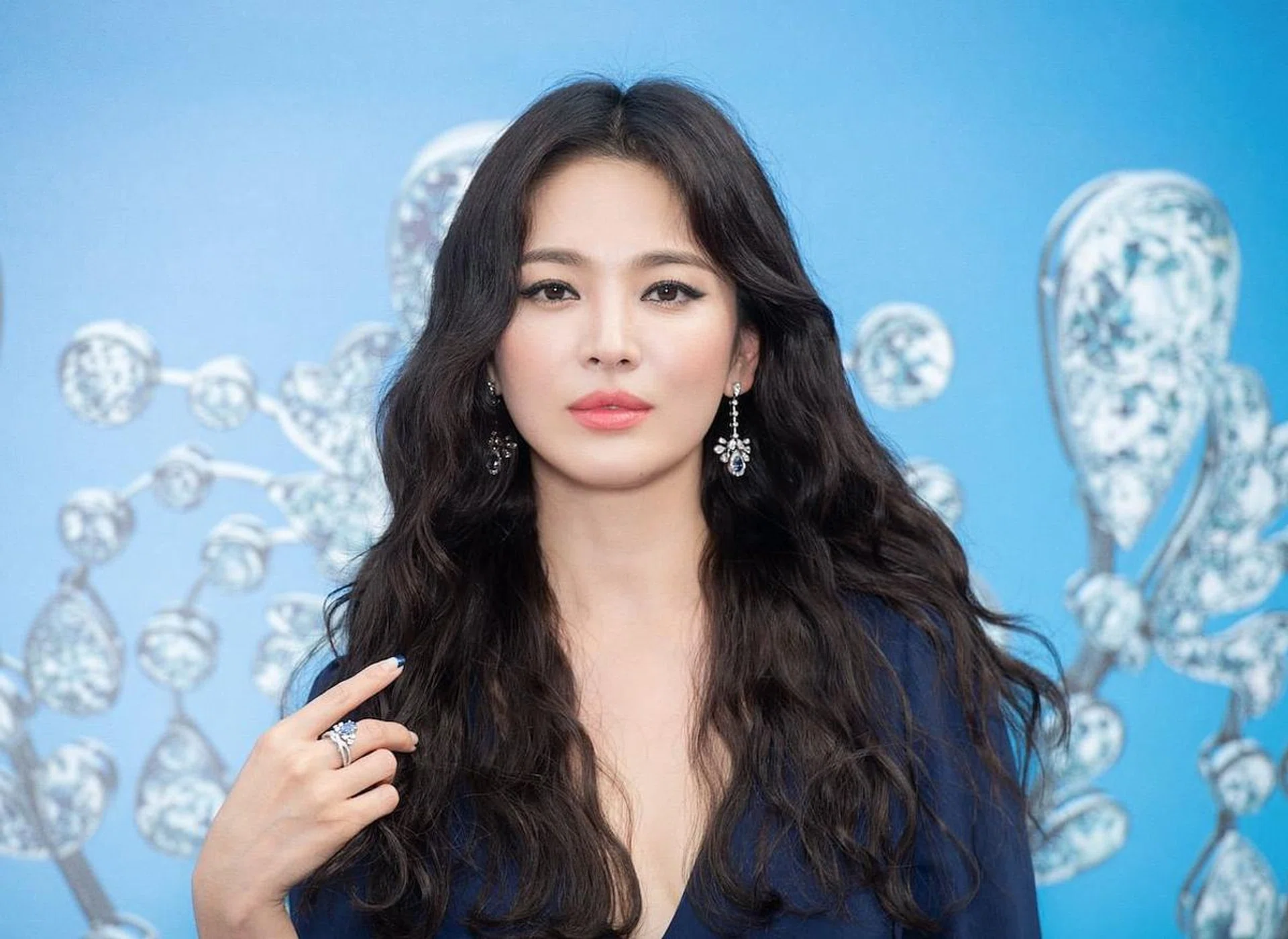 Chaumet, Chaumet in Majesty, exhibition, high jewellery collection, Les Ciels de Chaumet