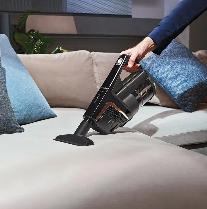 一机三用的专利设计，满足不同清洁需求。