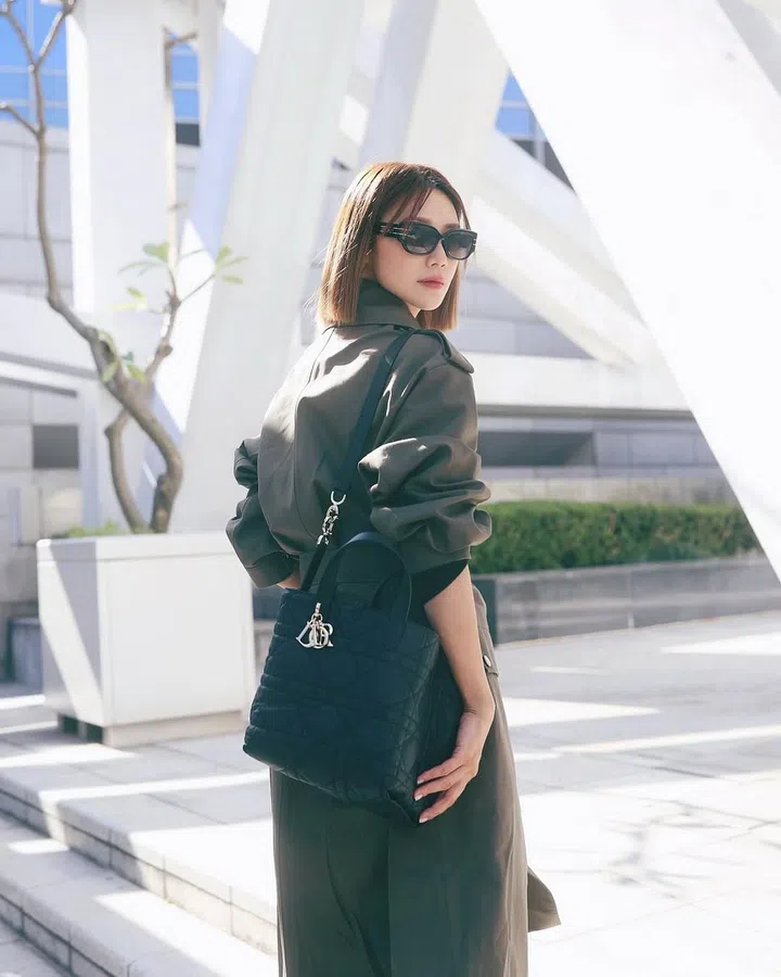 倪晨曦 Elva Ni @misselvani 