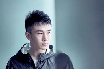 Hey Tea, Neo, Young Entrepreneur
