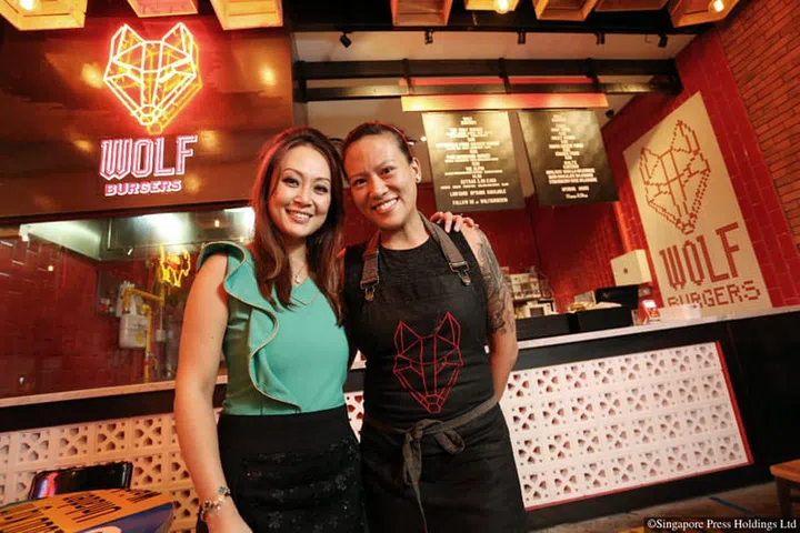 ???????????????????????????Pasarbella?????Wolf's Burger???????????