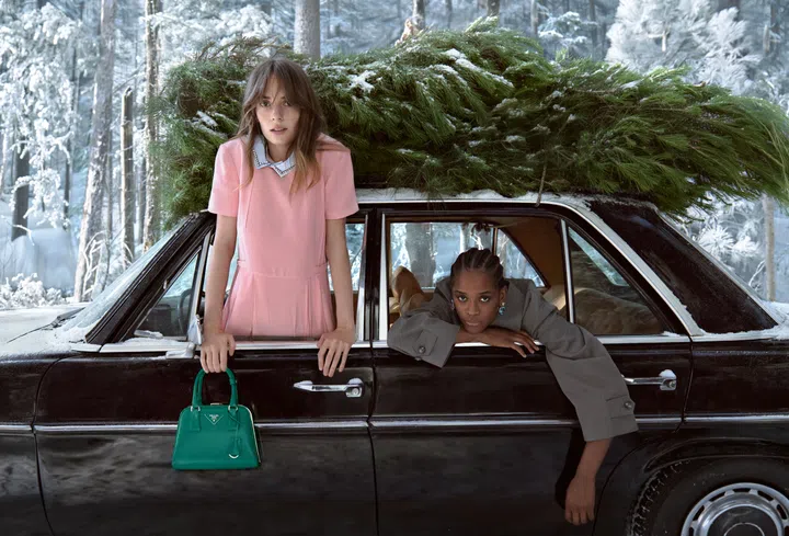 Holiday Campaign, Christmas, Gift Guide, Luxury Brands