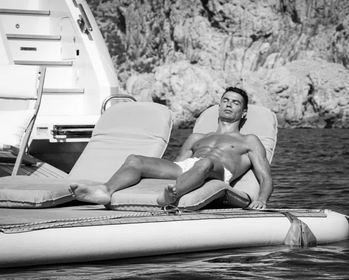 照片：@cristiano