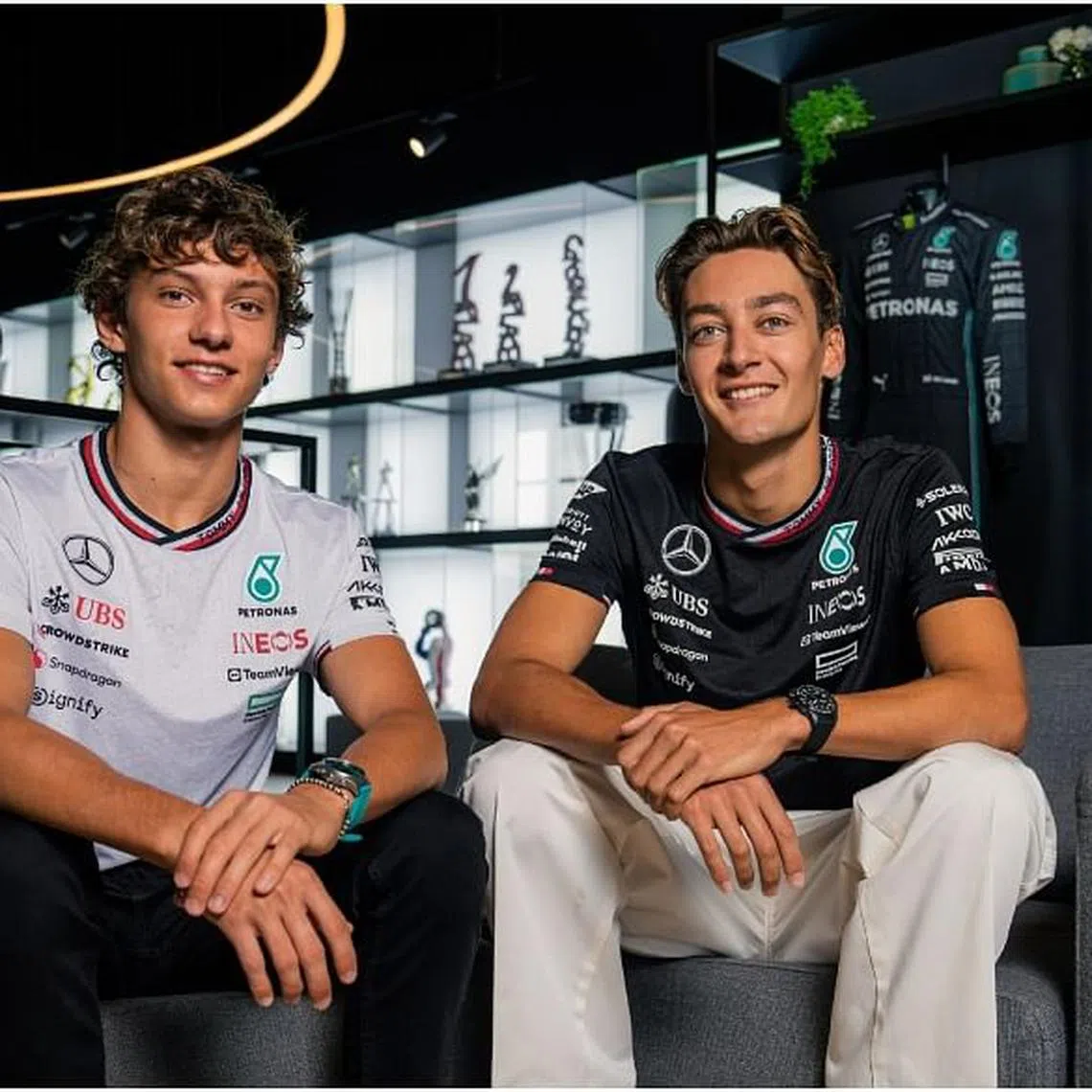 这个妹妹我曾见过！逆水寒红楼梦联动开启，周年庆时装细节抢先看！ - 《逆水寒》手游官方网站-《最美的相逢2026》跨年庆典开启！, image size:1140x1140