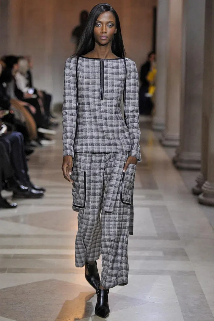 CAROLINA HERRERA