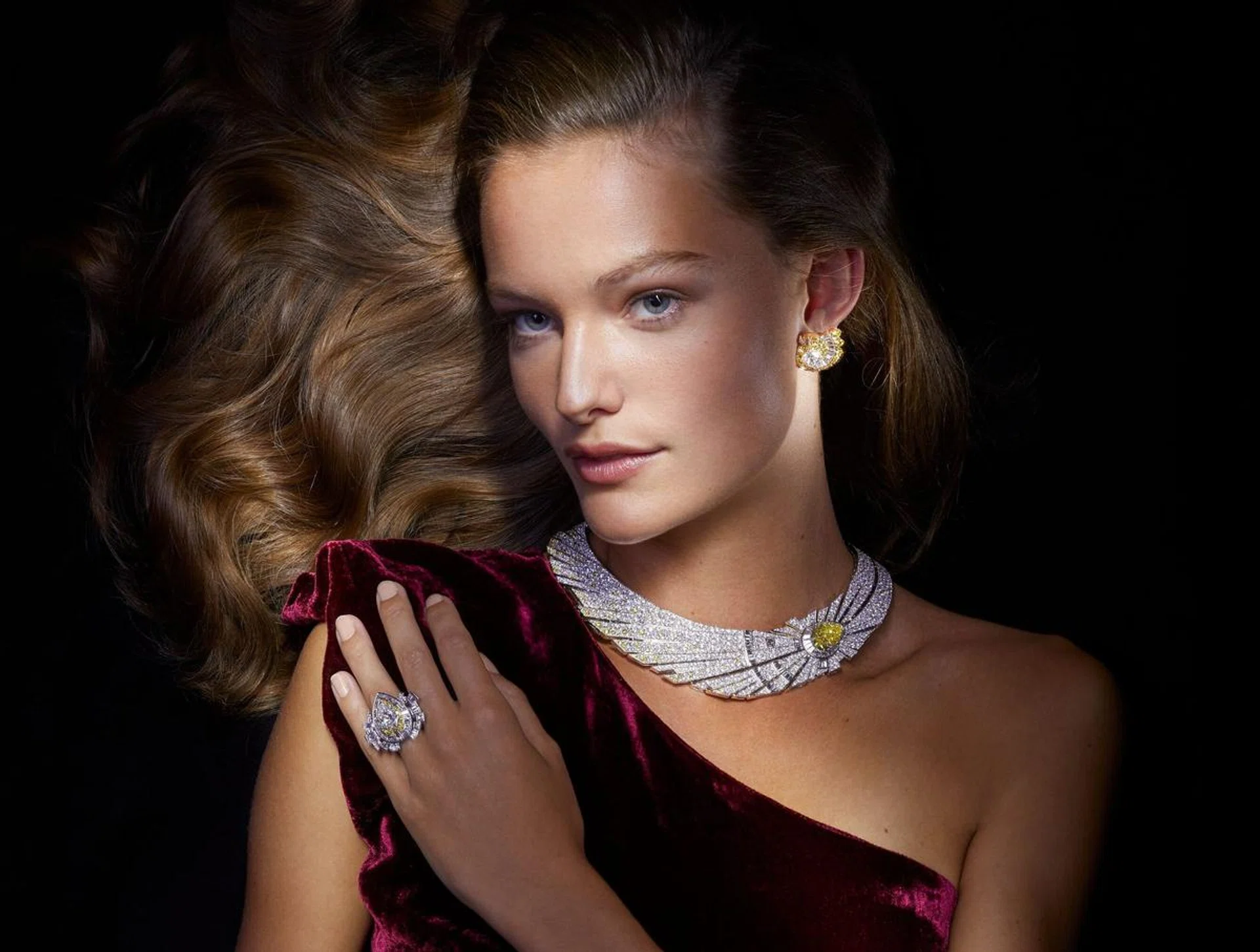 Van Cleef & Arpels, VCA, Sous les etoiles, High Jewellery, Sous les etoiles High Jewellery Collection, Jewellery, Watches & Jewellery