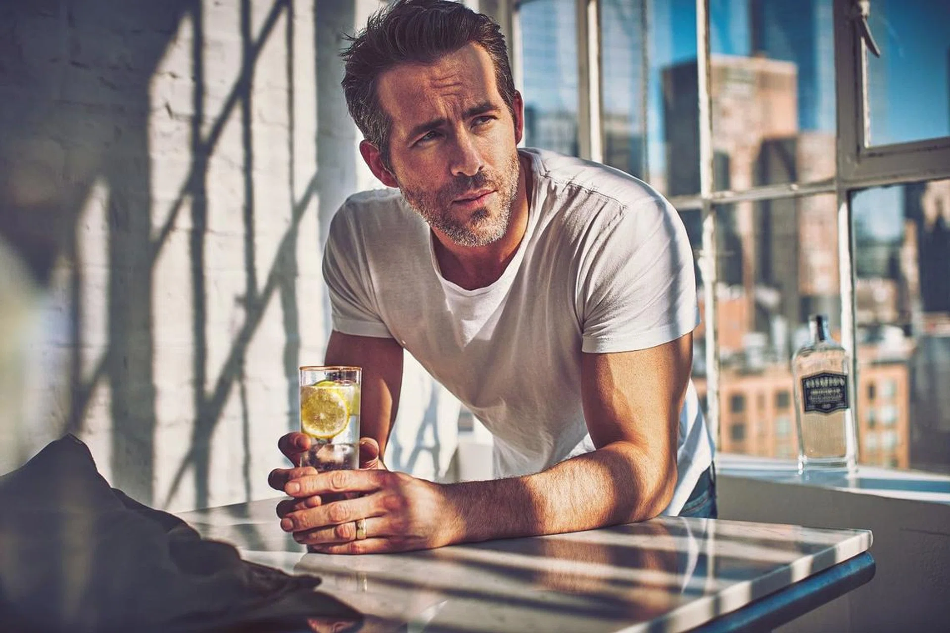 Ryan Reynolds, Aviation American Gin, Gin, Liquor, Alcohol, Hollywood, Hollywood actors, celebrities, celebrity business, Liquor brand, Lifestyle, drinks, Dwayne Johnson, George Clooney, Nick Jonas, Channing Tatum